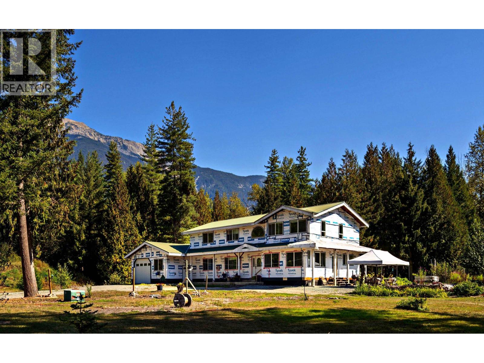 9310 UPPER LILLOOET RIVER FSR, Pemberton