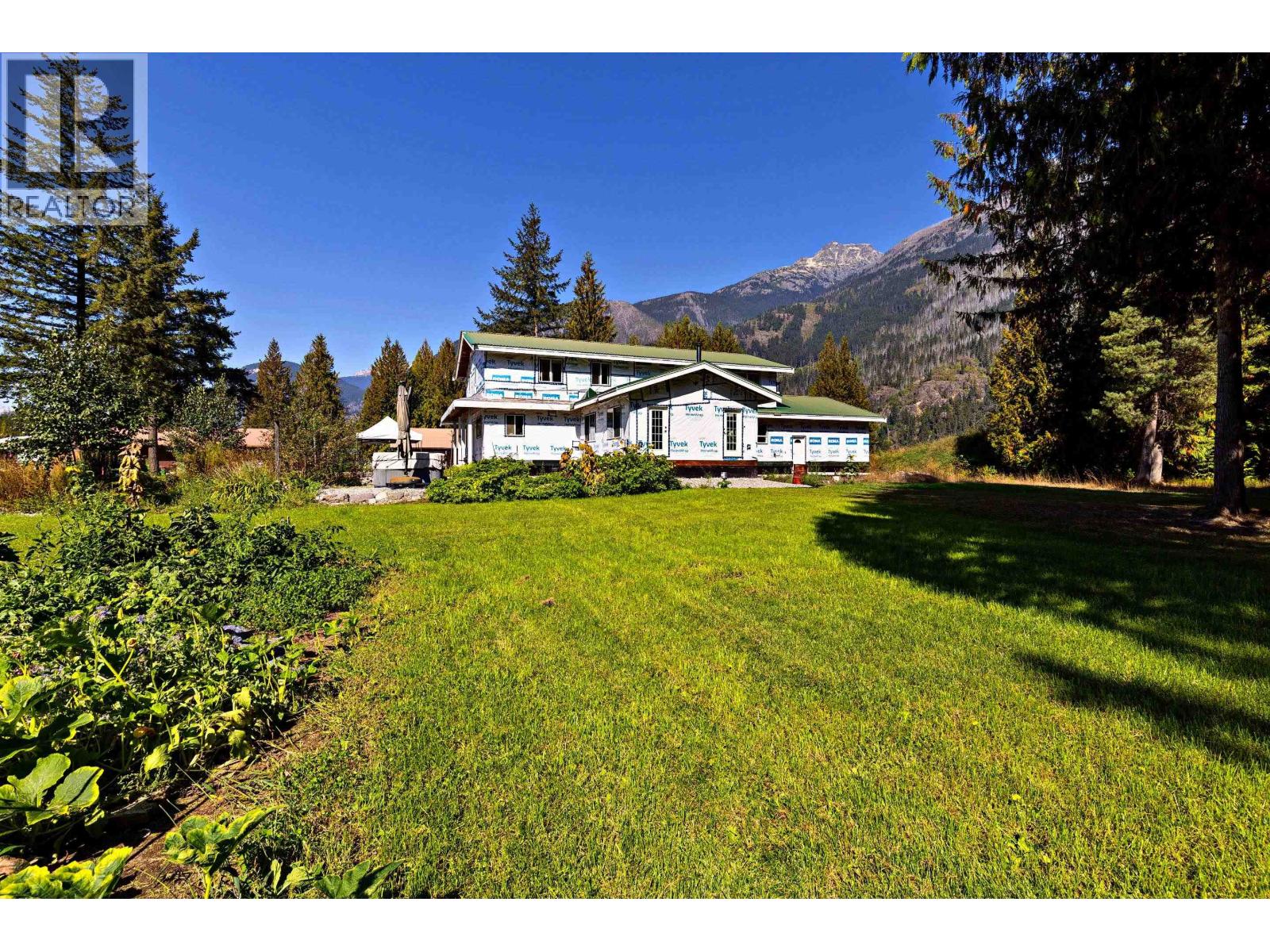 9310 UPPER LILLOOET RIVER FSR, Pemberton