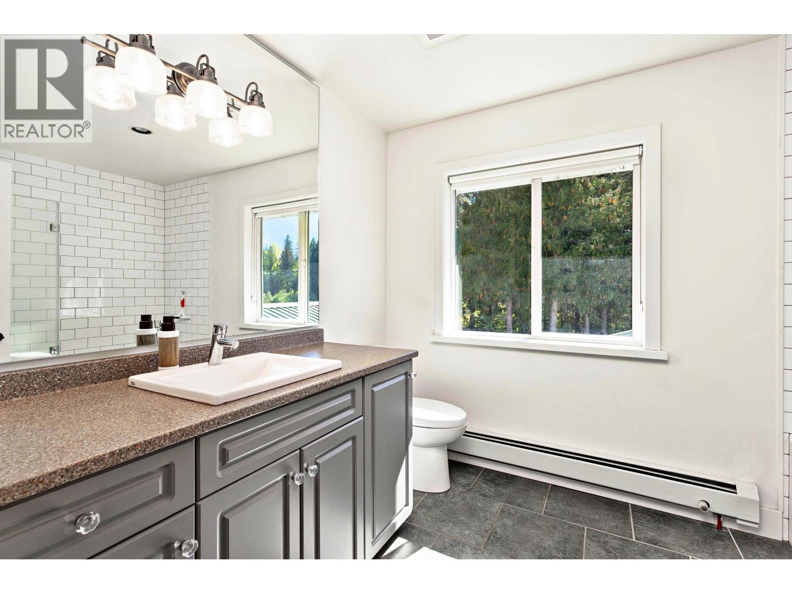 9310 UPPER LILLOOET RIVER FSR, Pemberton