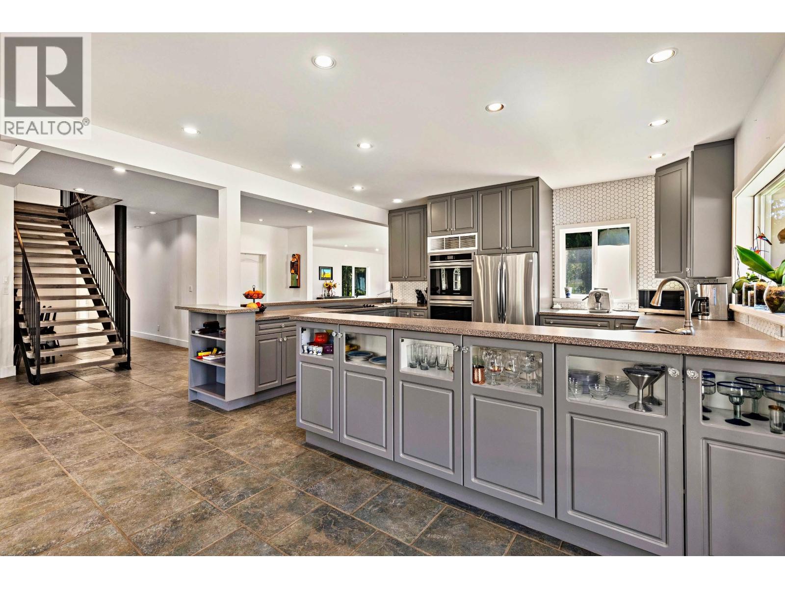 9310 UPPER LILLOOET RIVER FSR, Pemberton