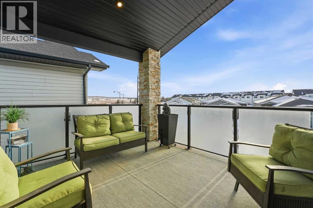 Single Family House for Sale in  Ellington Crescent Evergreen Red Deer 