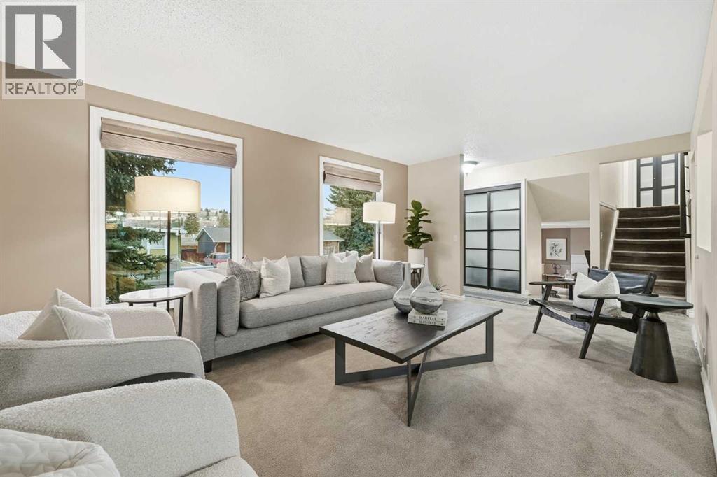 Single Family House 4 Level for Sale in  Dalmeny Hill NW Dalhousie Calgary 