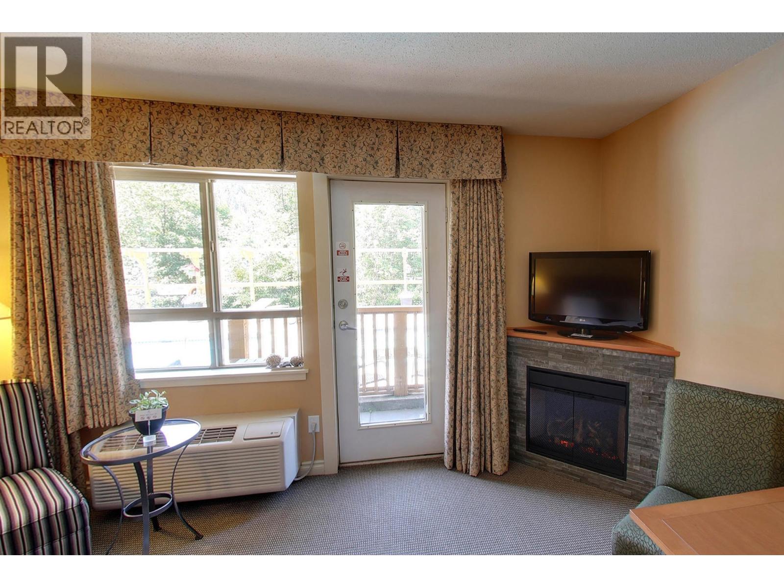 114 1490 HIGHWAY 99 HIGHWAY, Pemberton