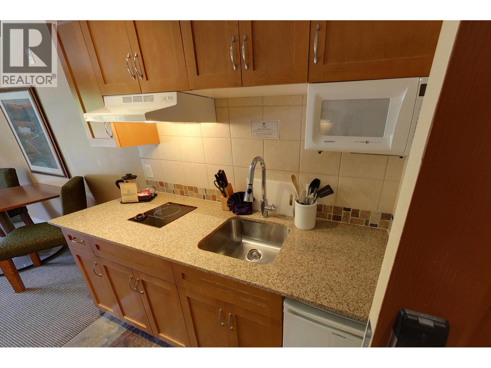 114 1490 HIGHWAY 99 HIGHWAY, Pemberton