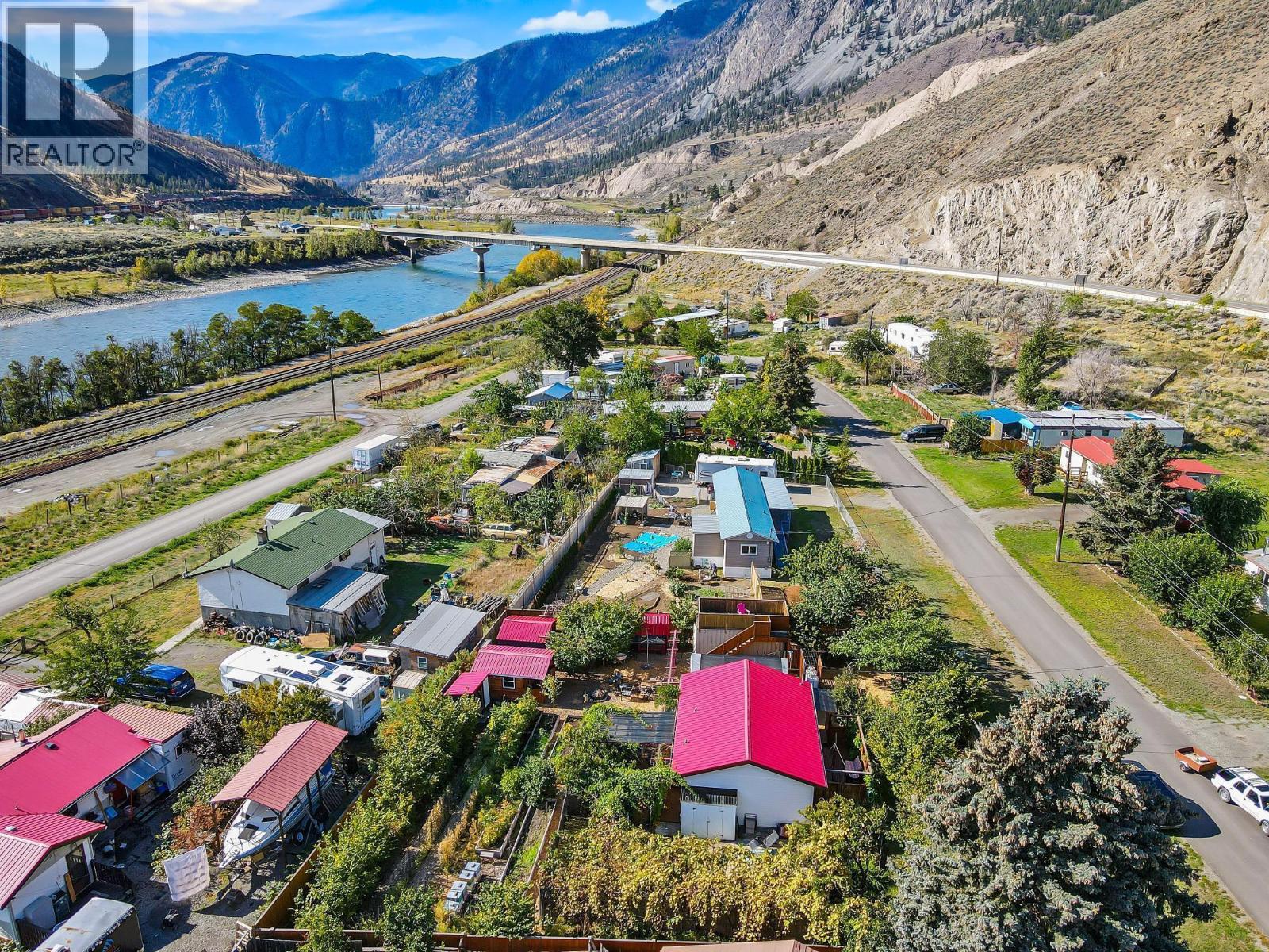 3616 BIG HORN CURL, Ashcroft