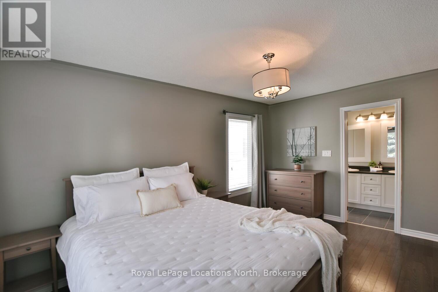 20 LEEWARD CIRCLE - 21