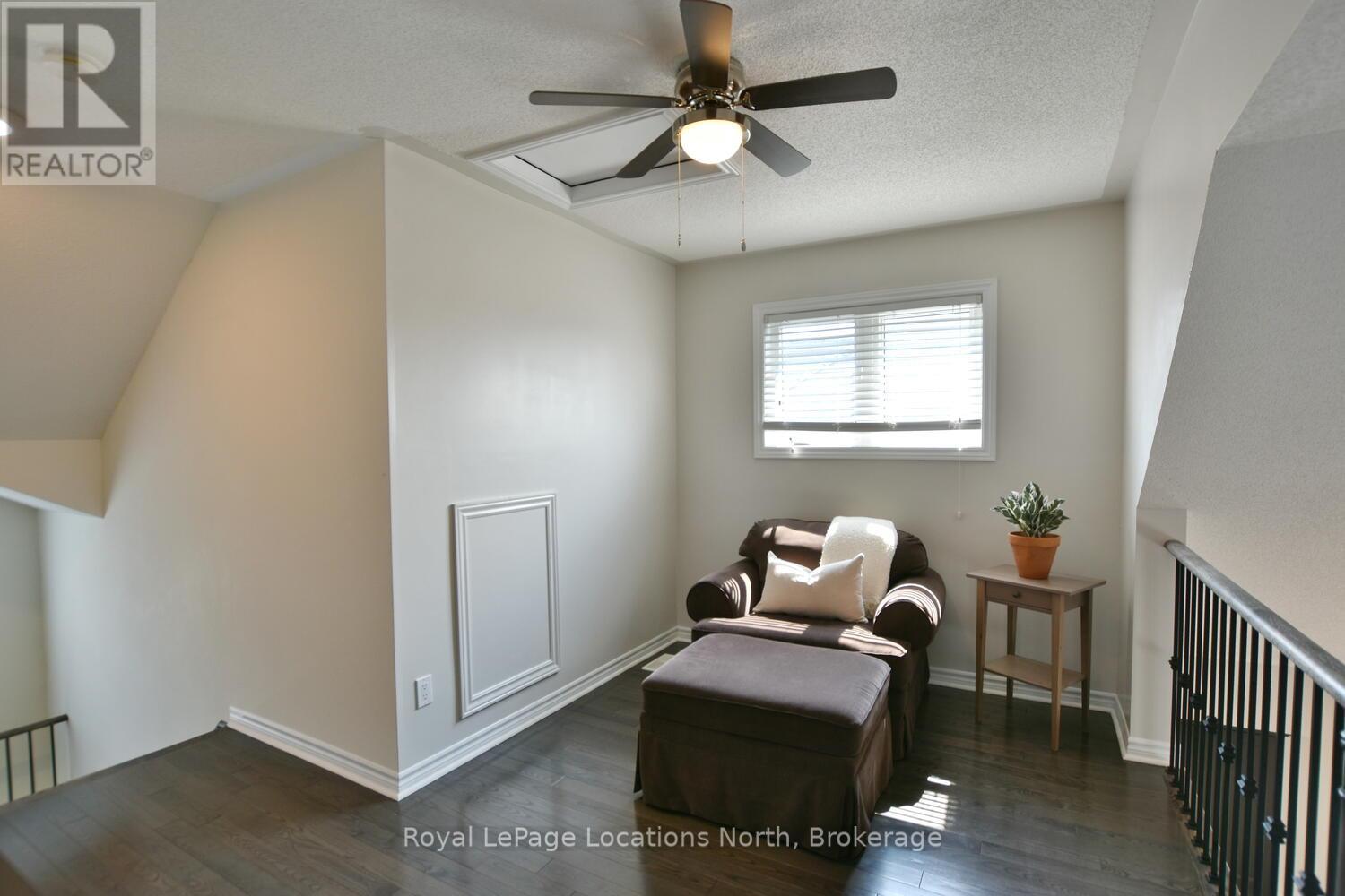20 LEEWARD CIRCLE - 25