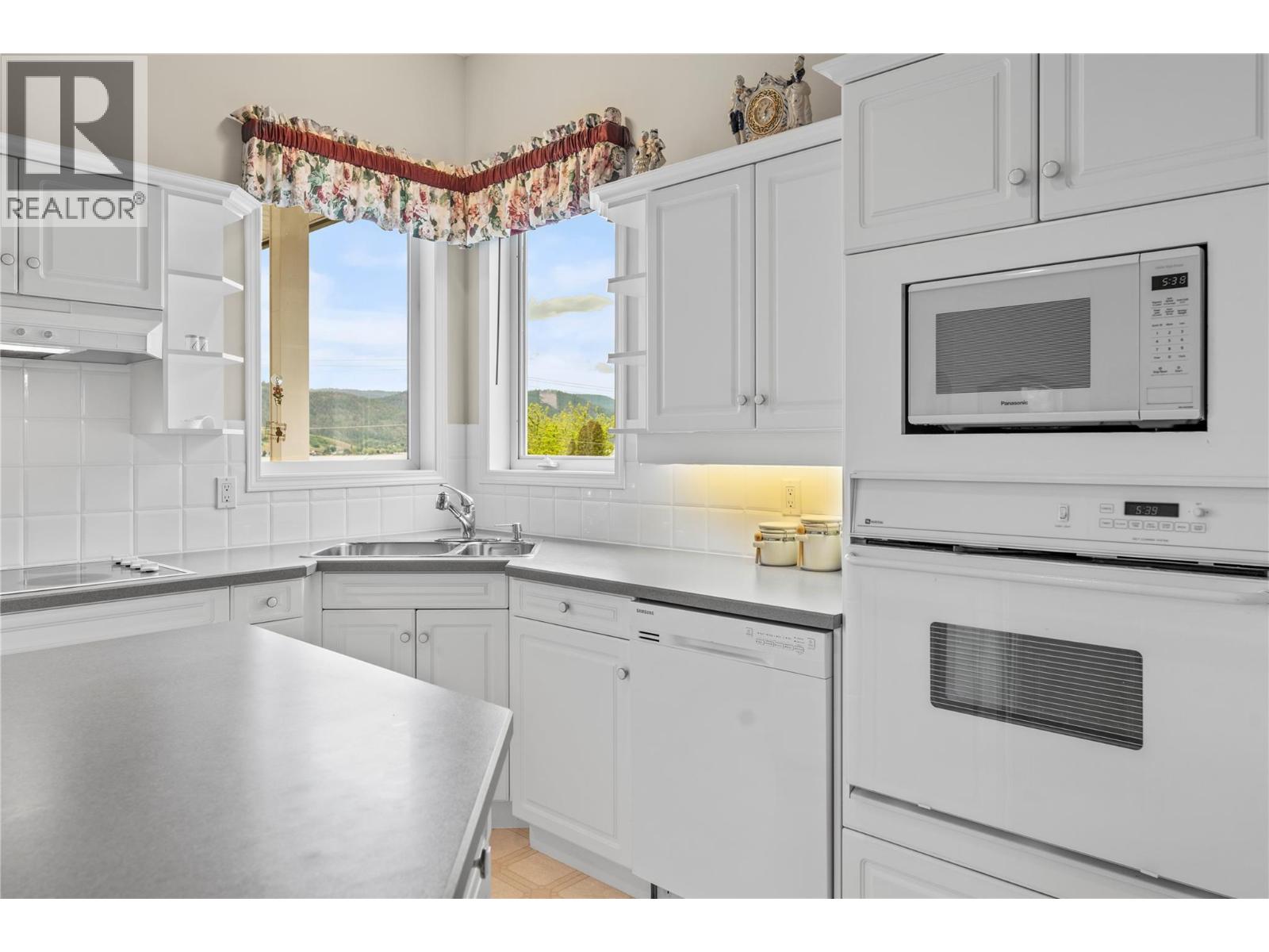 8011 Aquarius Road, Vernon