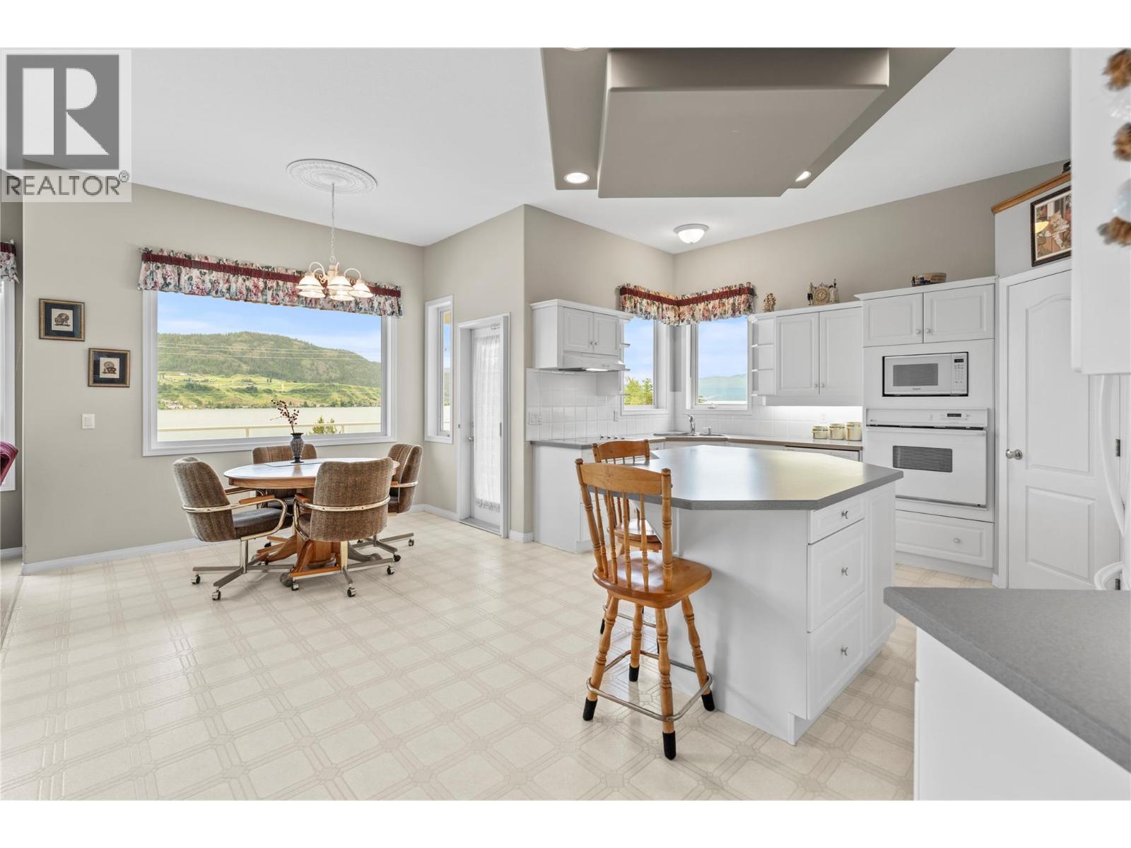 8011 Aquarius Road, Vernon