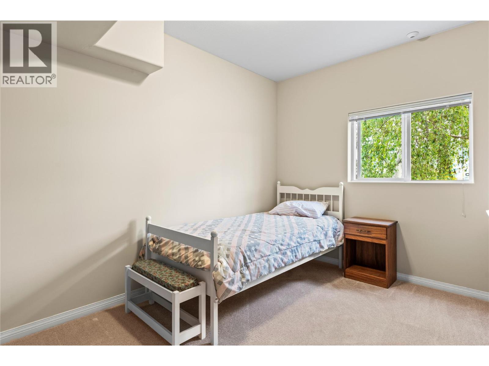 8011 Aquarius Road, Vernon