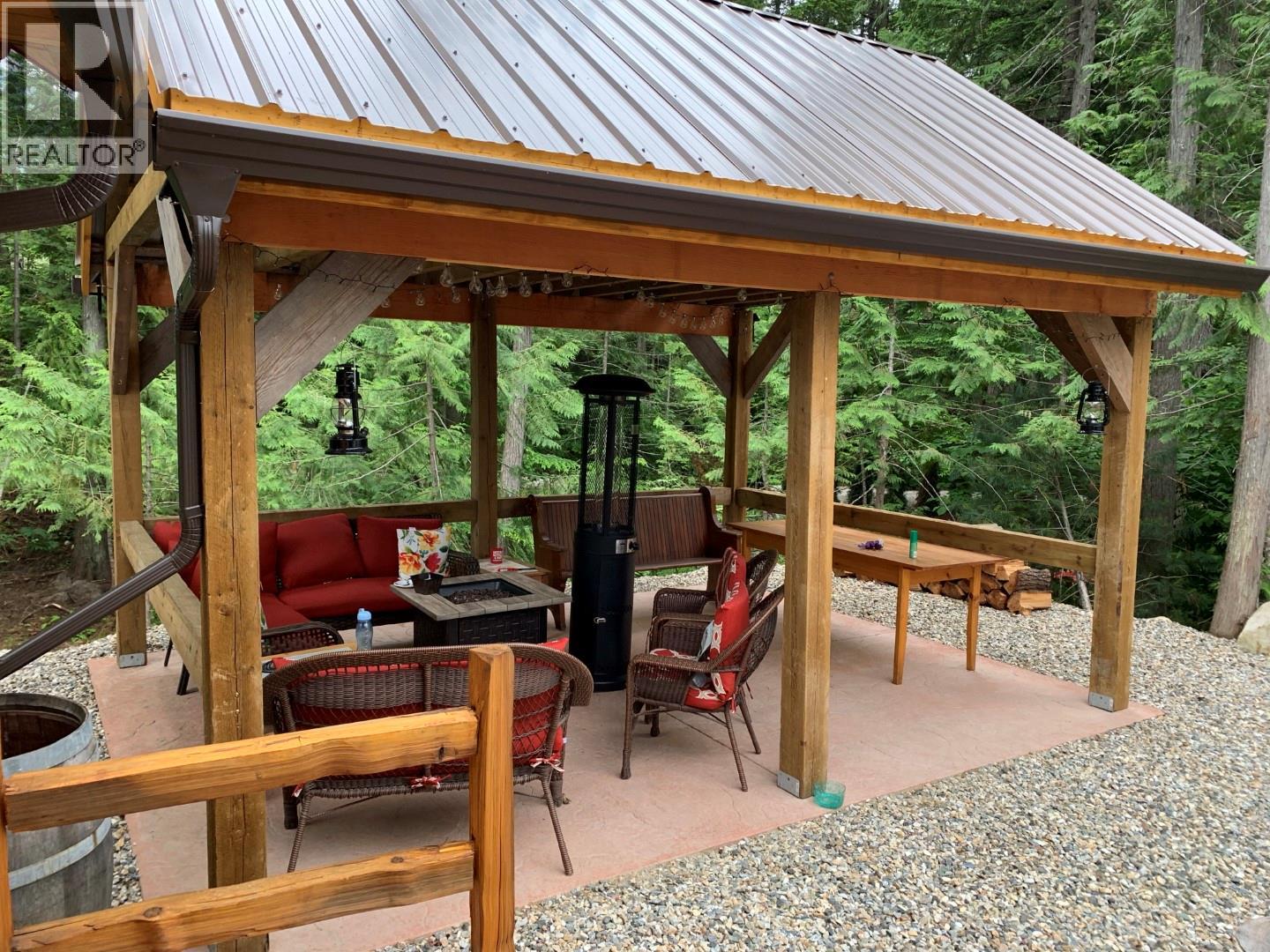  Trans Canada Highway Northeast, Salmon Arm