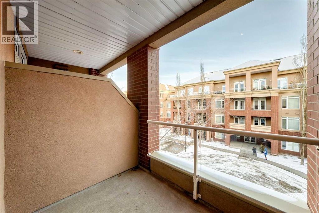 Single Family House for Sale in   Hemlock Crescent SW Spruce Cliff Calgary 