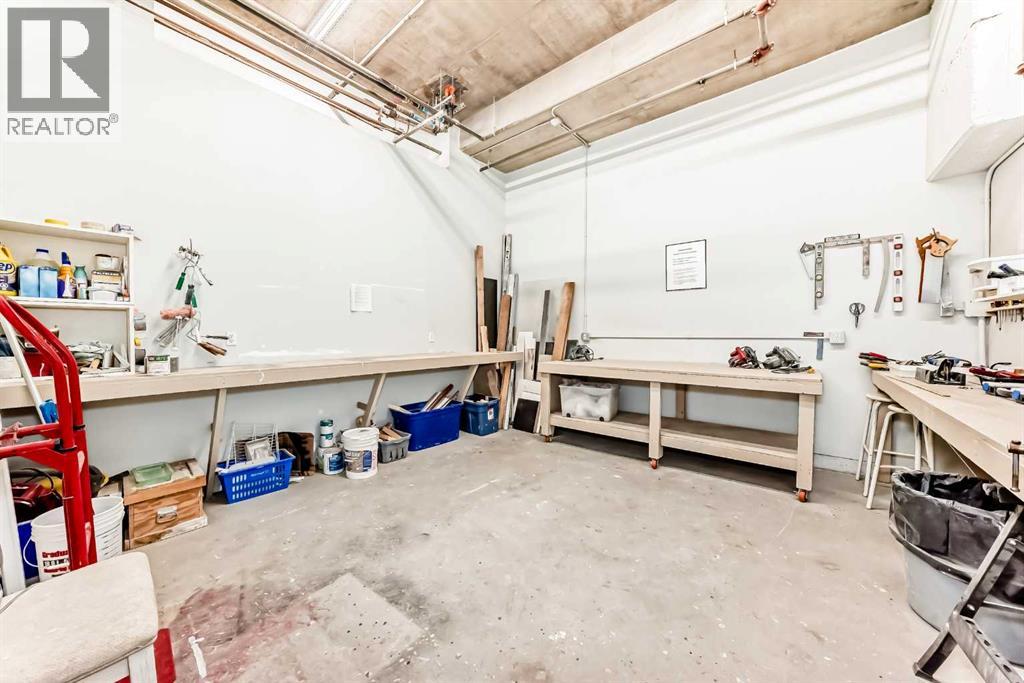 Single Family House for Sale in   Hemlock Crescent SW Spruce Cliff Calgary 