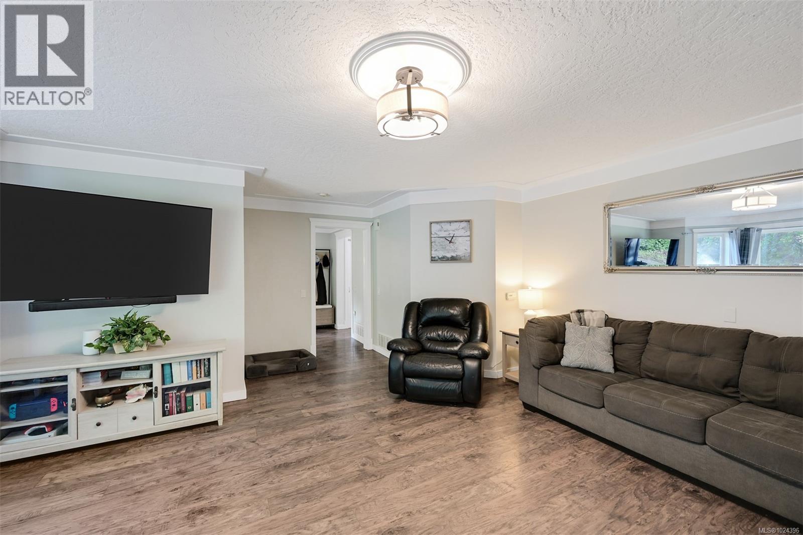 2750 Scobhal Rd, Shawnigan Lake