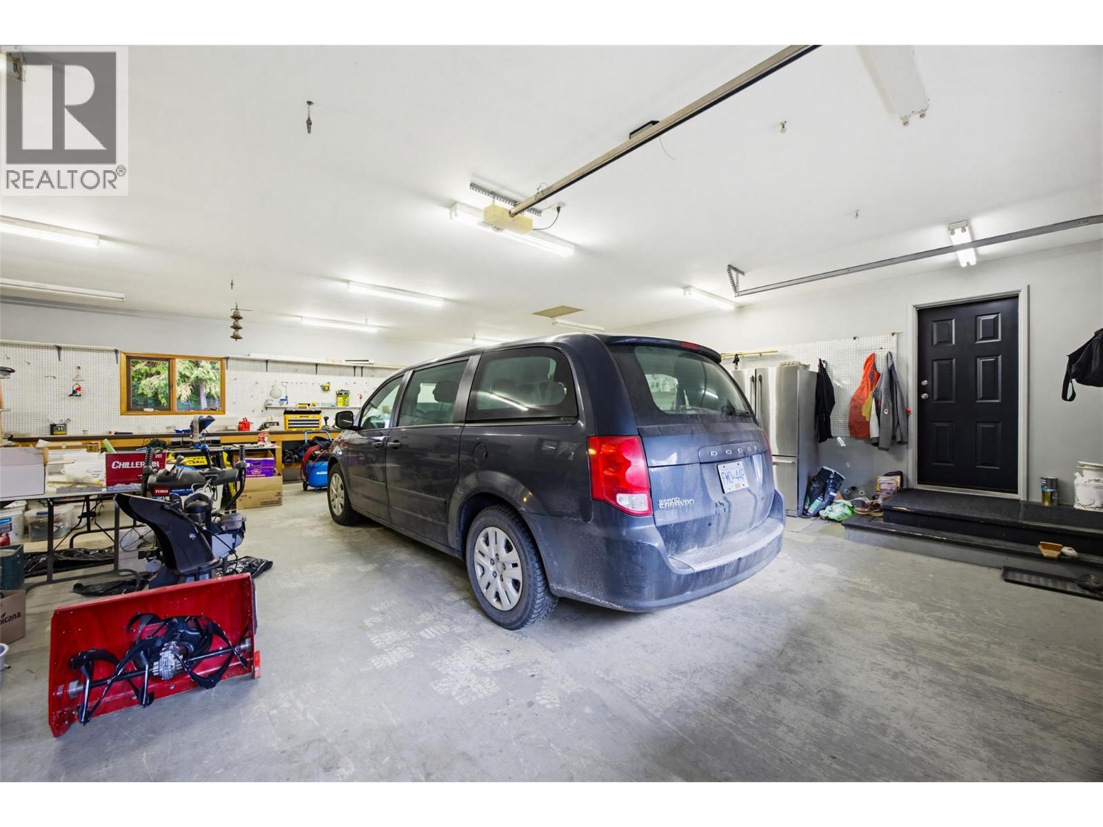 4061 Santa Road, Scotch Creek