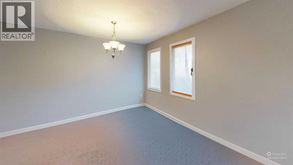 Single Family House 4 Level for Sale in  Dieppe Boulevard S Glendale Lethbridge 