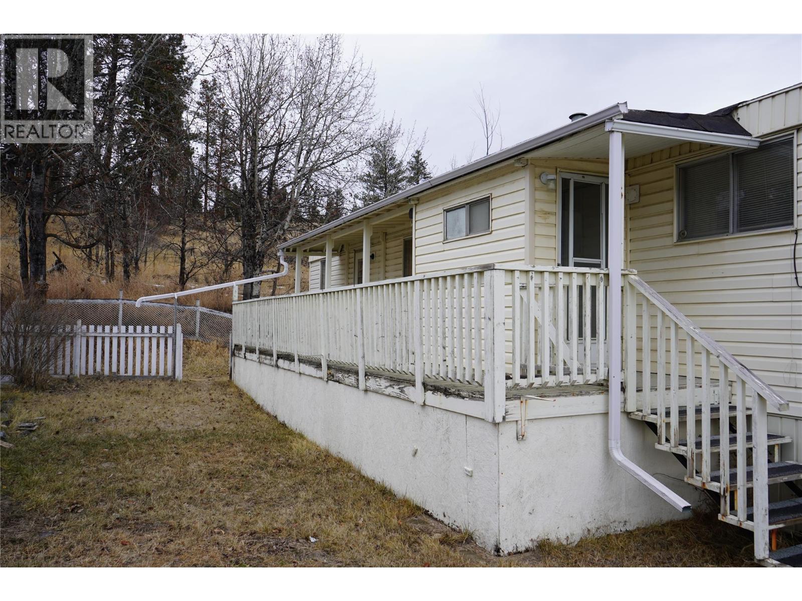 #6 1620 Cariboo Highway 97 Highway - 15