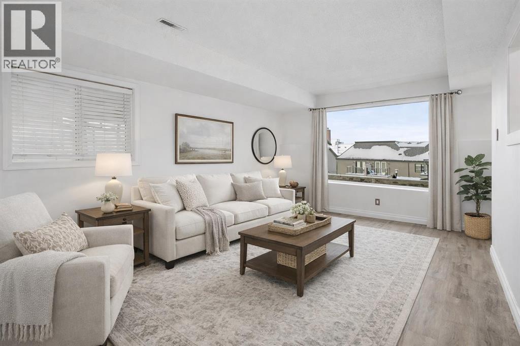 Single Family House for Sale in   A Street SW Bankview Calgary 