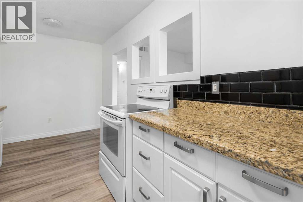 Single Family House for Sale in   A Street SW Bankview Calgary 