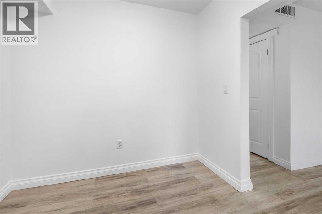 Single Family House for Sale in   A Street SW Bankview Calgary 