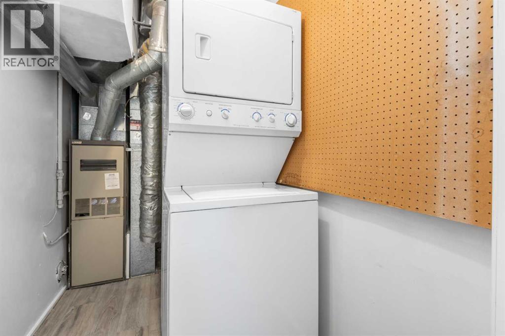 Single Family House for Sale in   A Street SW Bankview Calgary 