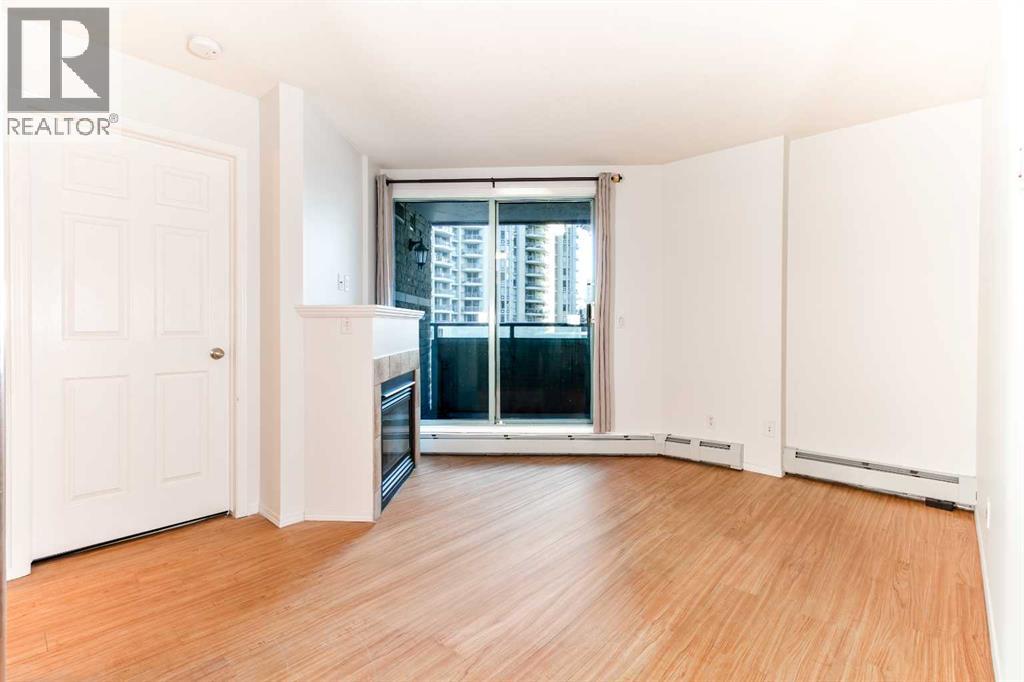 Single Family House for Sale in    Avenue SW Downtown West End Calgary 