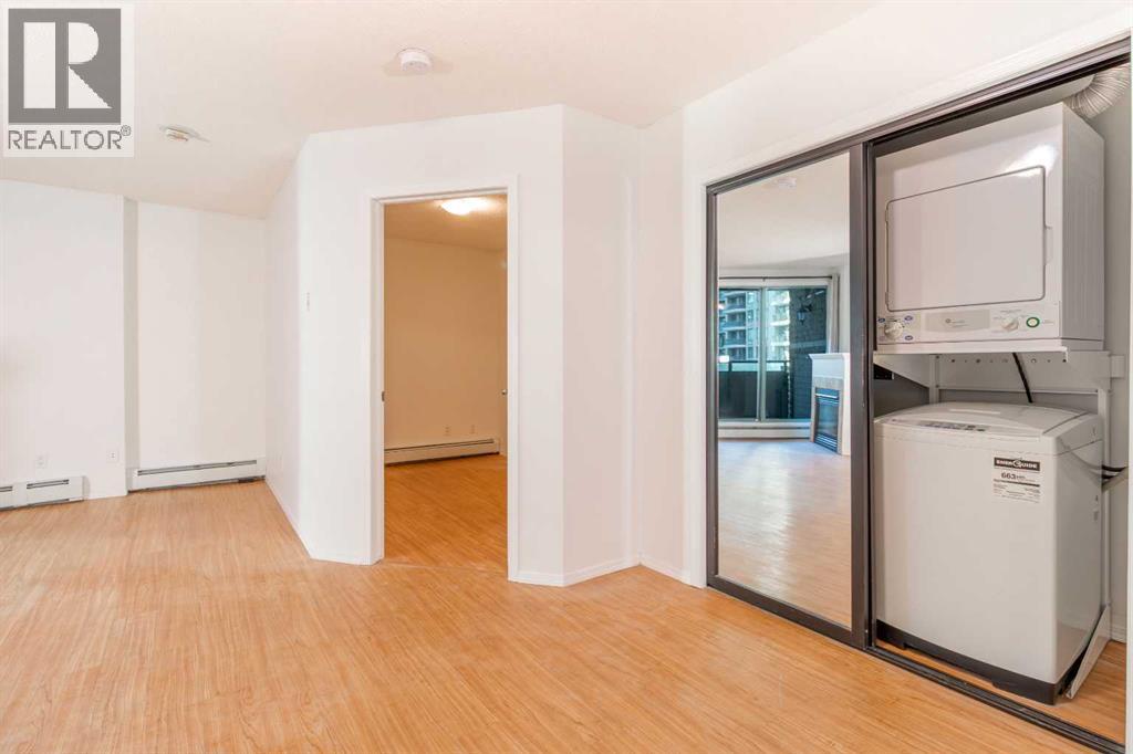 Single Family House for Sale in    Avenue SW Downtown West End Calgary 