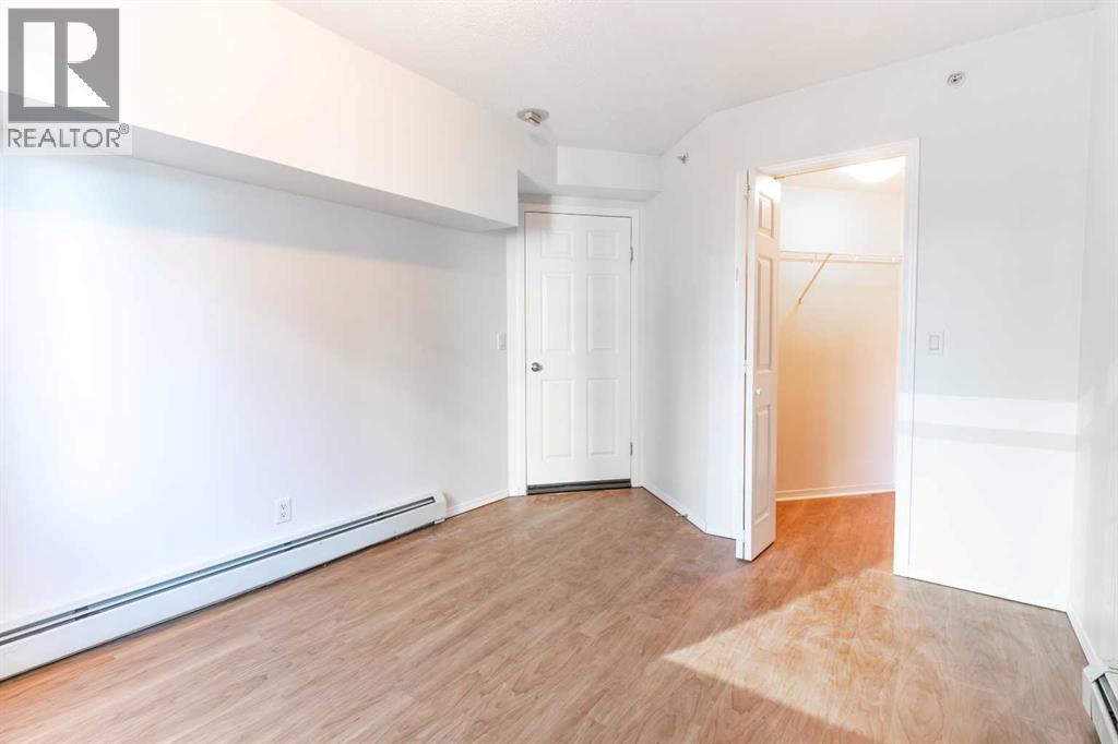 Single Family House for Sale in    Avenue SW Downtown West End Calgary 