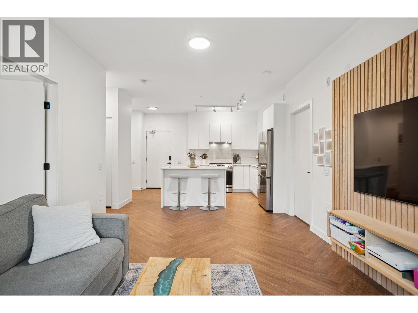 415 3229 ST JOHNS STREET, Port Moody