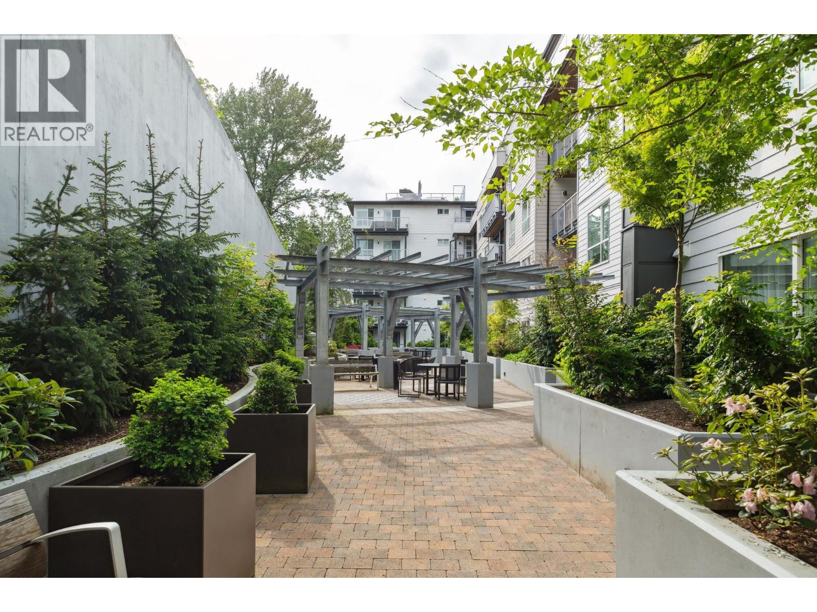 415 3229 ST JOHNS STREET, Port Moody