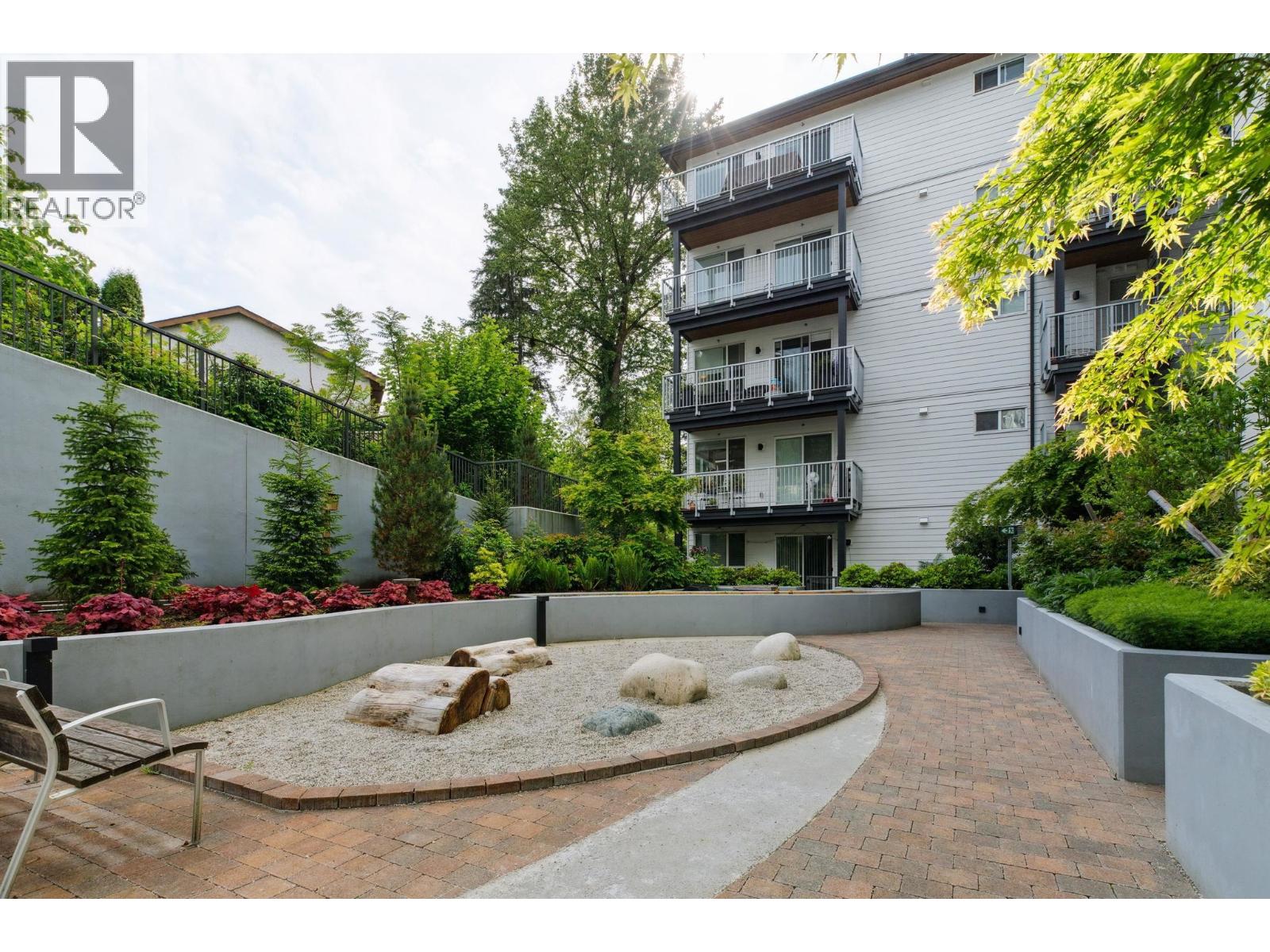 415 3229 ST JOHNS STREET, Port Moody