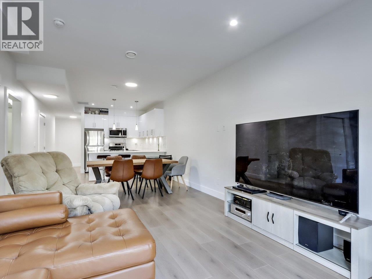 103 906 QUADLING AVENUE, Coquitlam