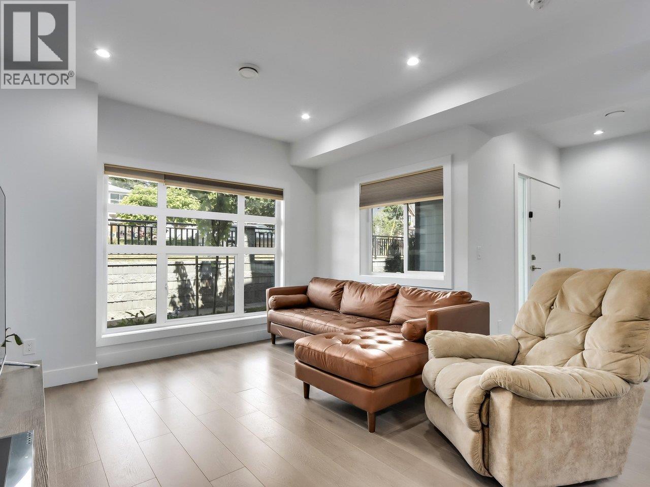 103 906 QUADLING AVENUE, Coquitlam