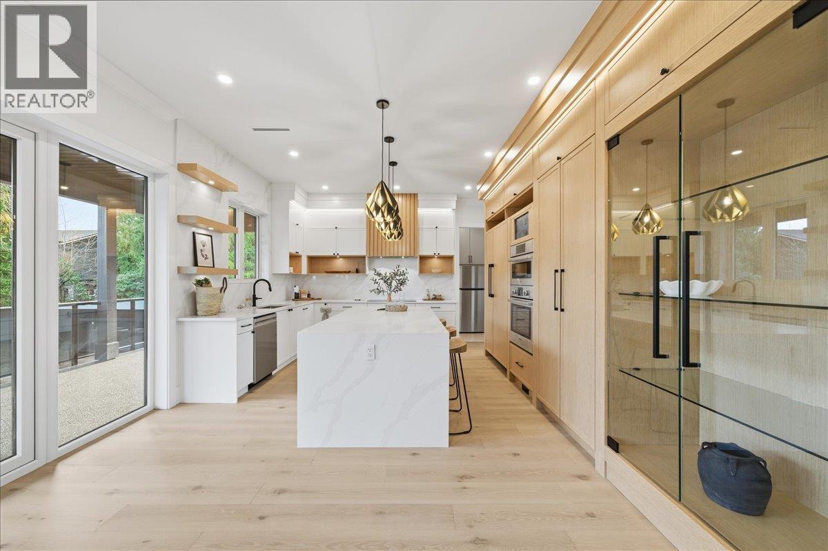 821 PORTER STREET, Coquitlam