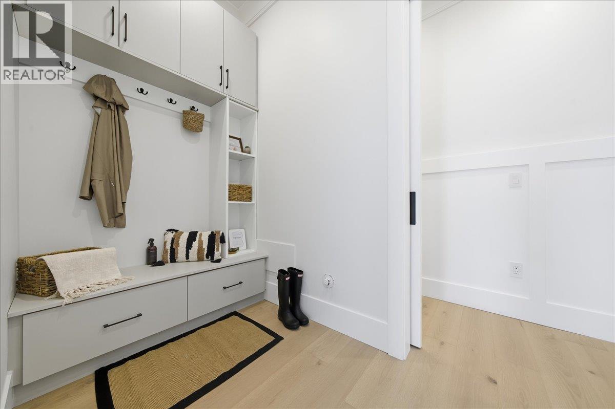 821 PORTER STREET, Coquitlam