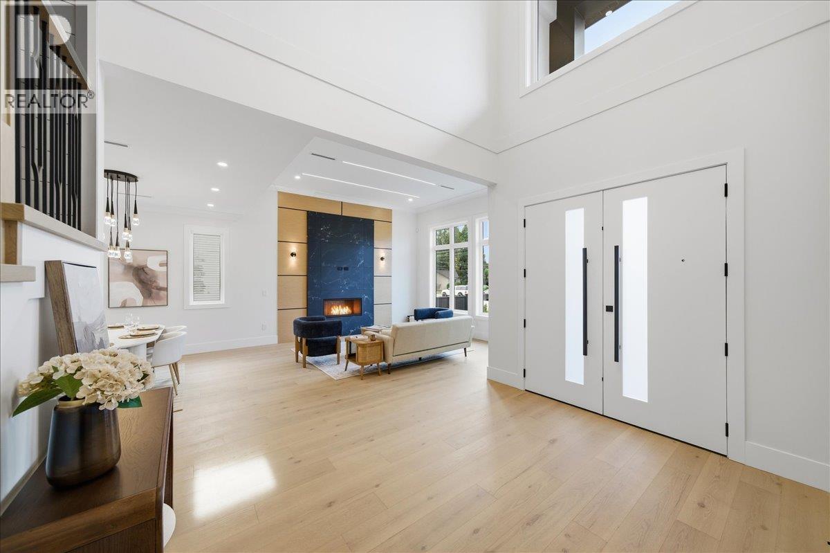 821 PORTER STREET - Photo 4 of 40, Coquitlam, British Columbia