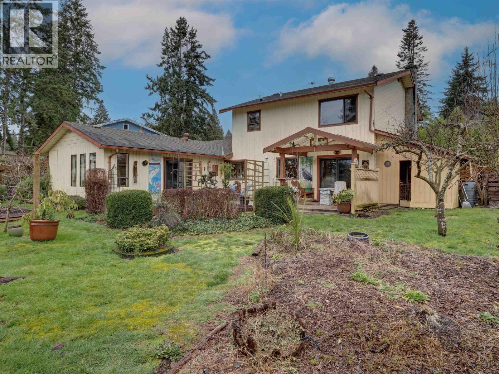 6183 BLIGH ROAD, Sechelt