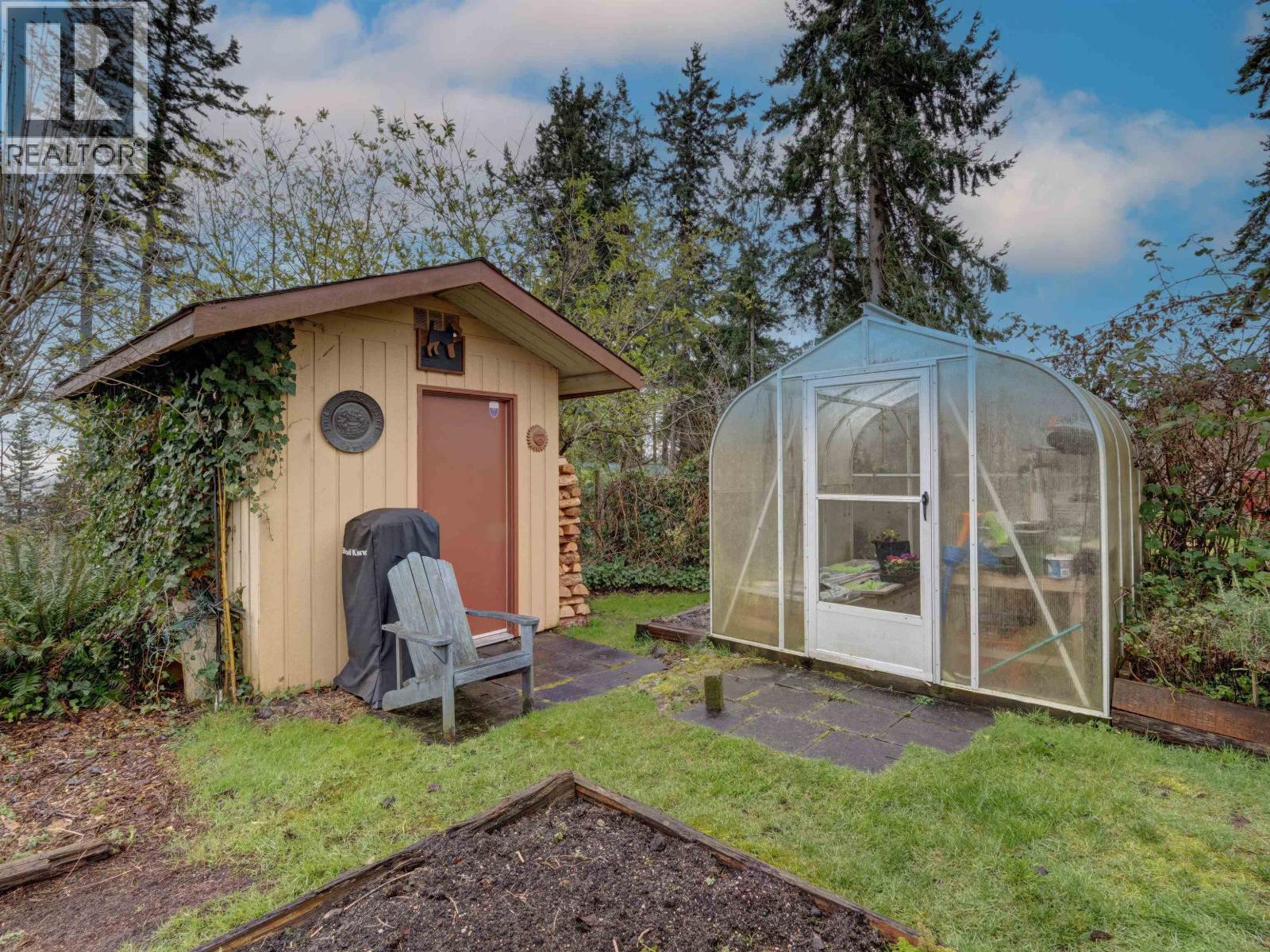 6183 BLIGH ROAD, Sechelt