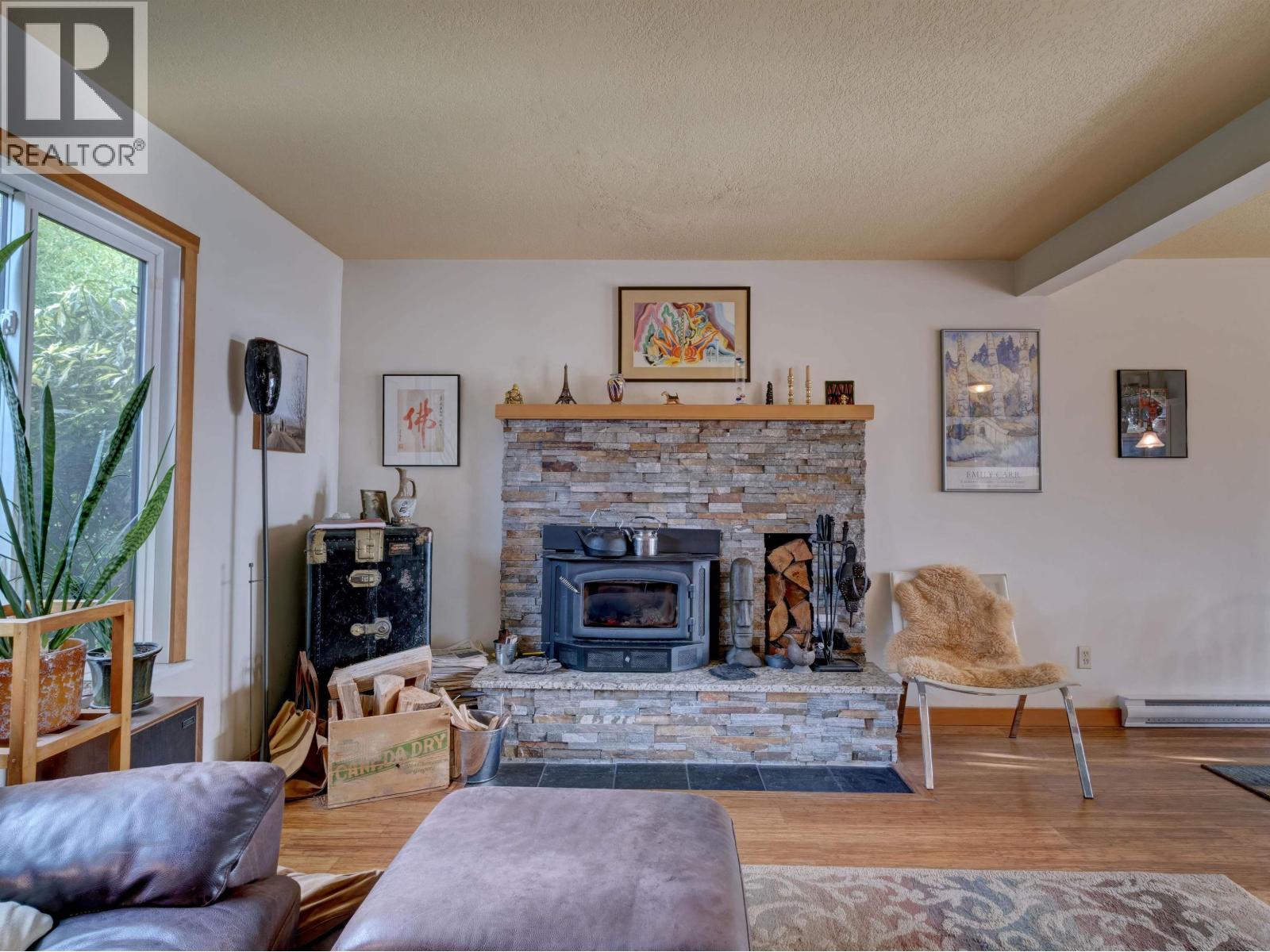 6183 BLIGH ROAD, Sechelt