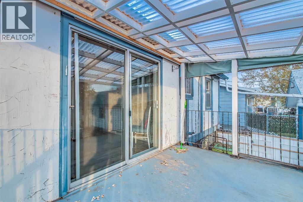 
          219 4 Street Southeast
            <br/>
            <span>Redcliff</span>
            , 
            <span>AB</span>
             <span>T0J2P0</span>
         - Photo 15