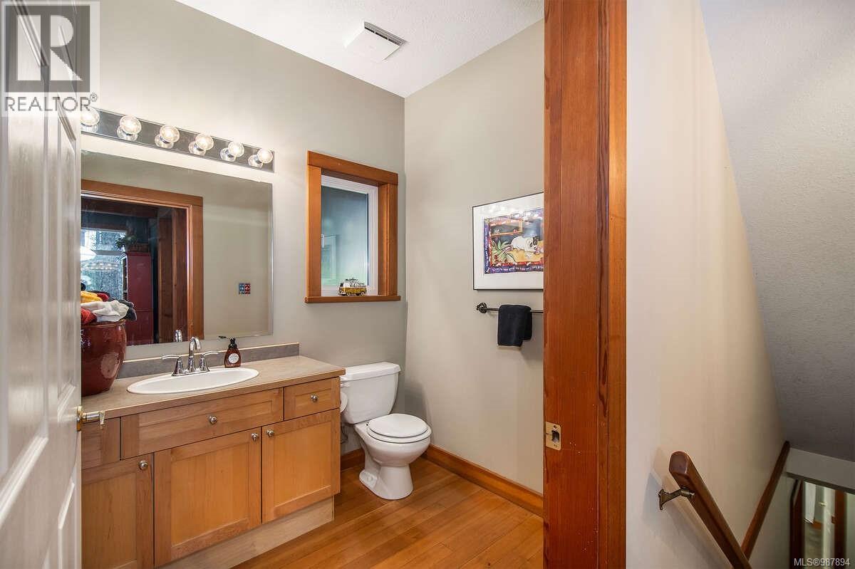 3065 Martin Rd, Campbell River