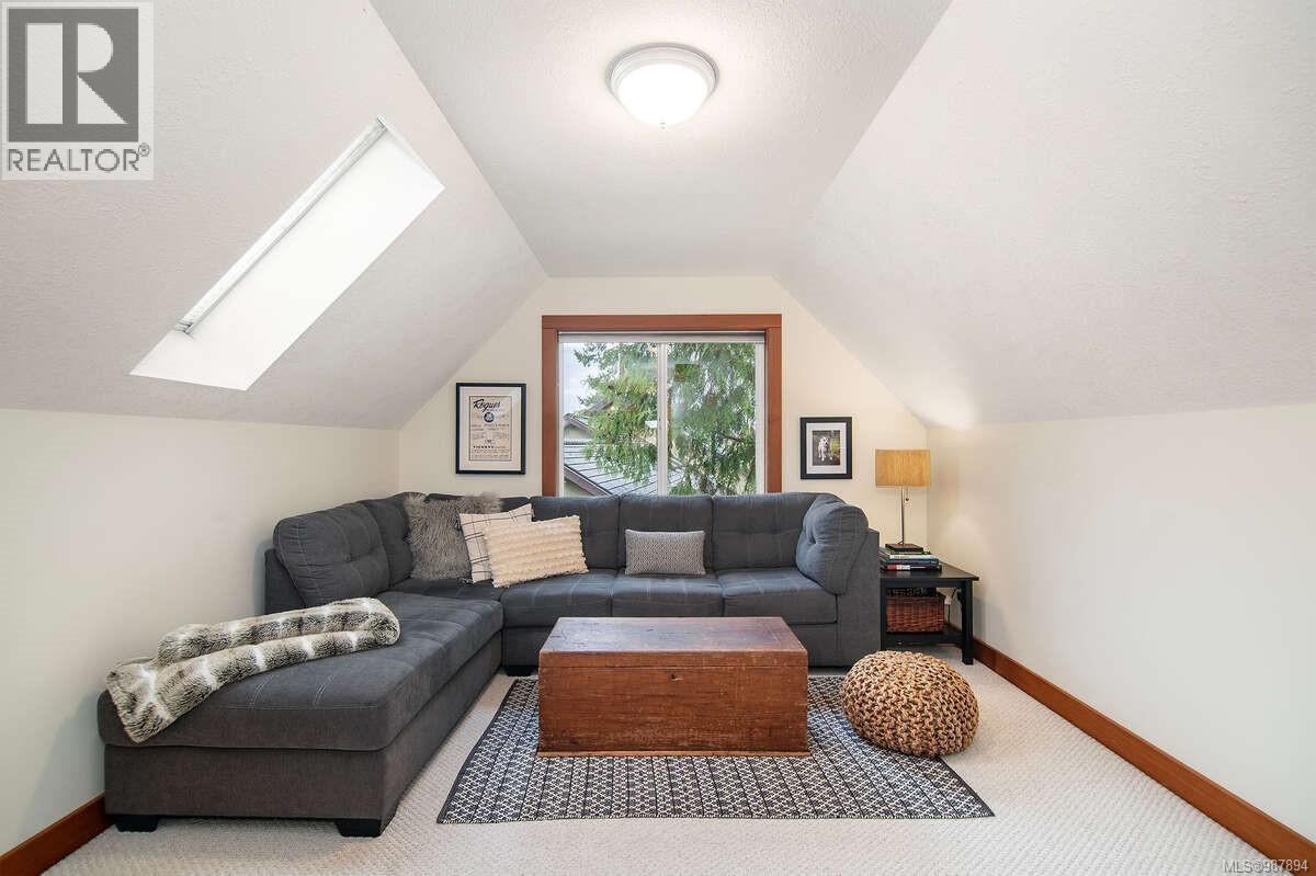 3065 Martin Rd, Campbell River