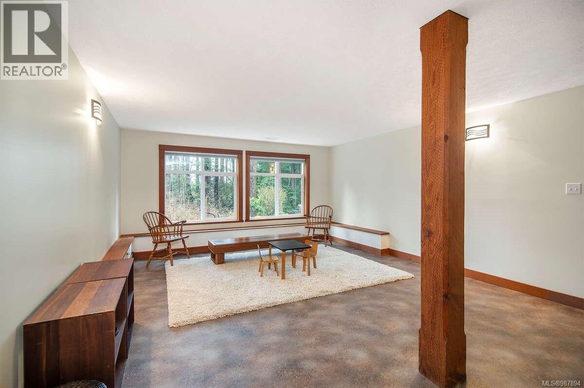 3065 Martin Rd, Campbell River