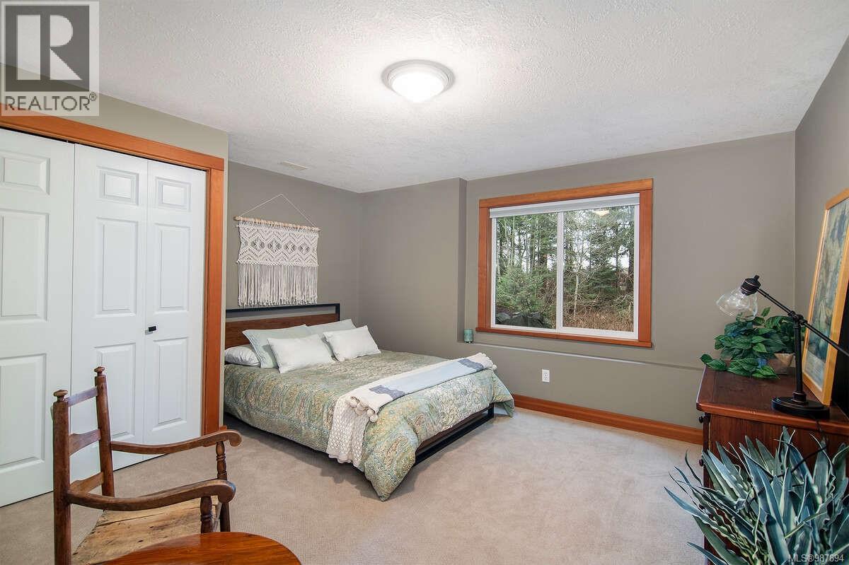 3065 Martin Rd, Campbell River