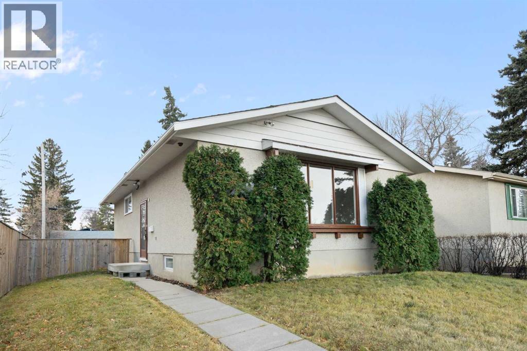 Single Family House Bungalow for Sale in  Dovercliffe Close SE Dover Calgary 