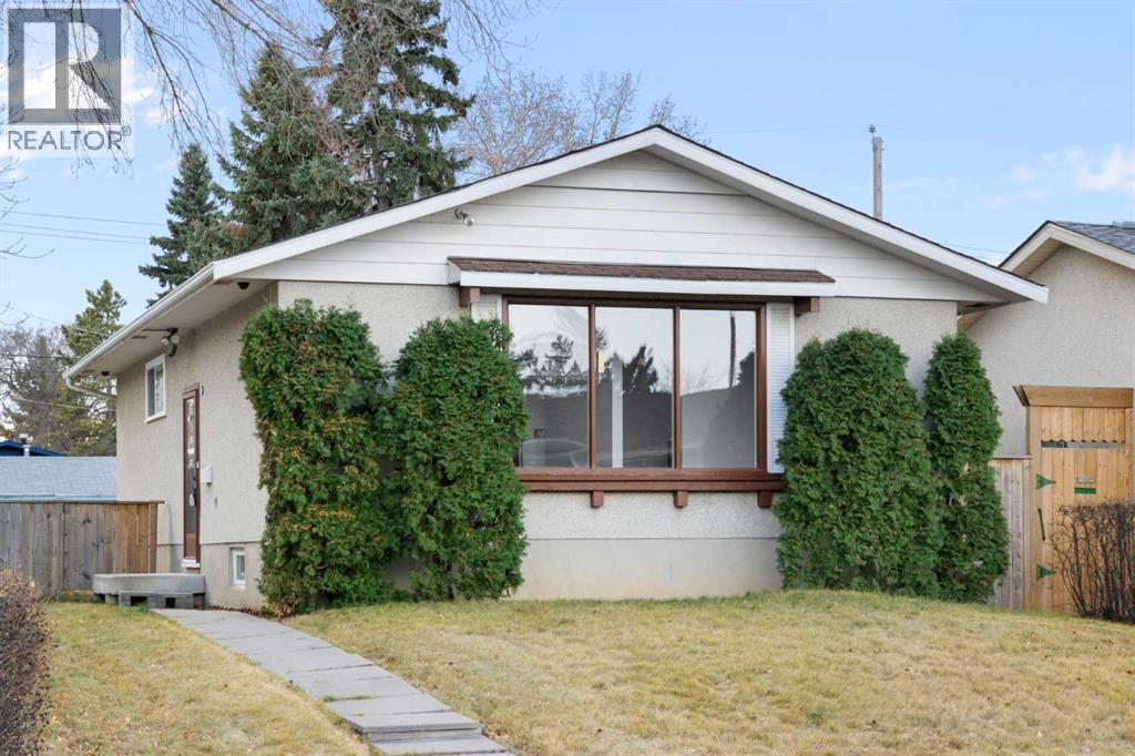 Single Family House Bungalow for Sale in  Dovercliffe Close SE Dover Calgary 