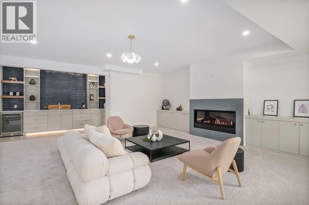 Single Family House for Sale in  Toronto Crescent NW St Andrews Heights Calgary 