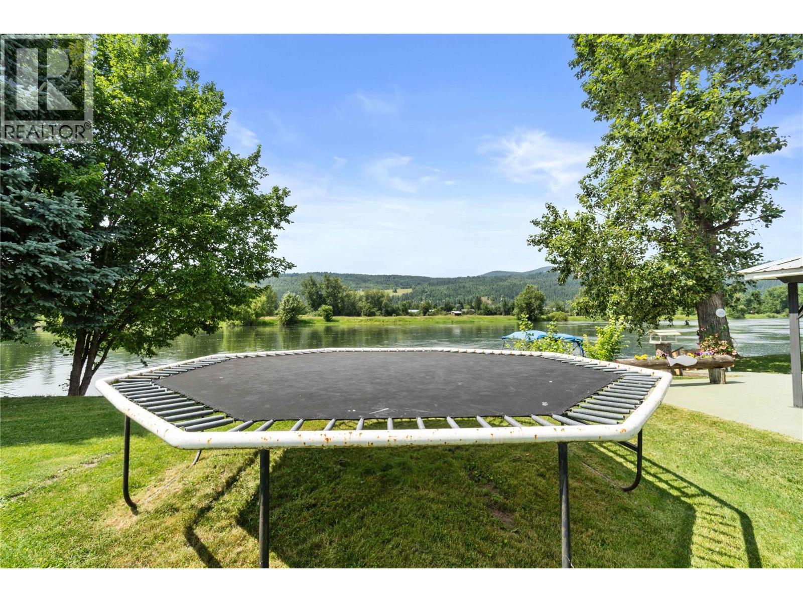 7088 97A Highway, Grindrod