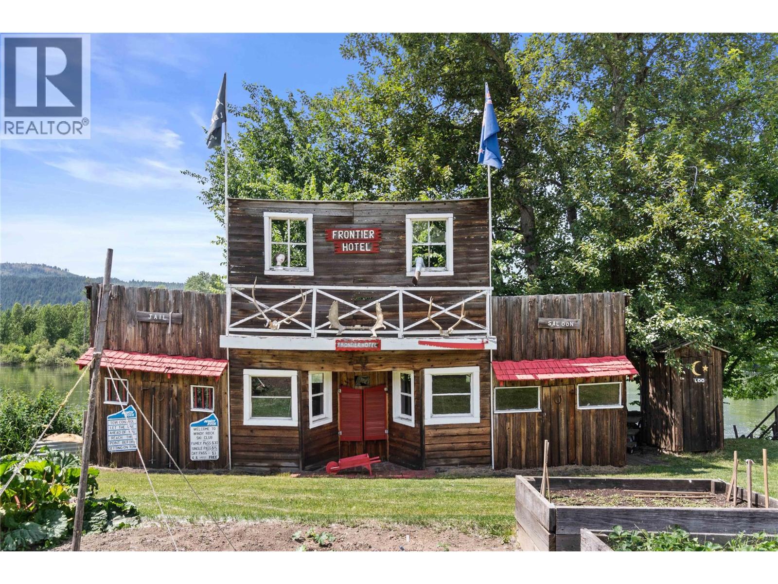 7088 97A Highway, Grindrod