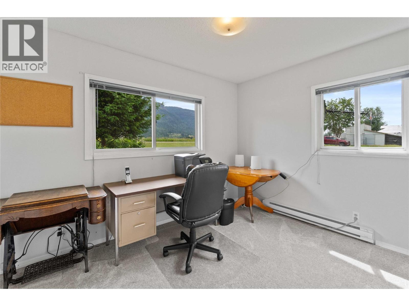 7088 97A Highway - 33